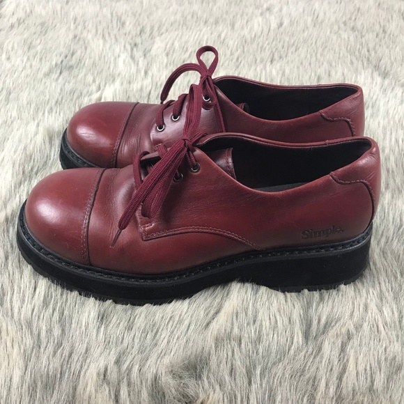 simple shoes 90s